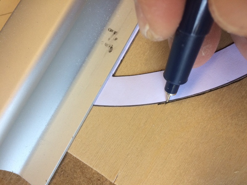 039 tracing template tip centers onto 0.8mm ply.jpg