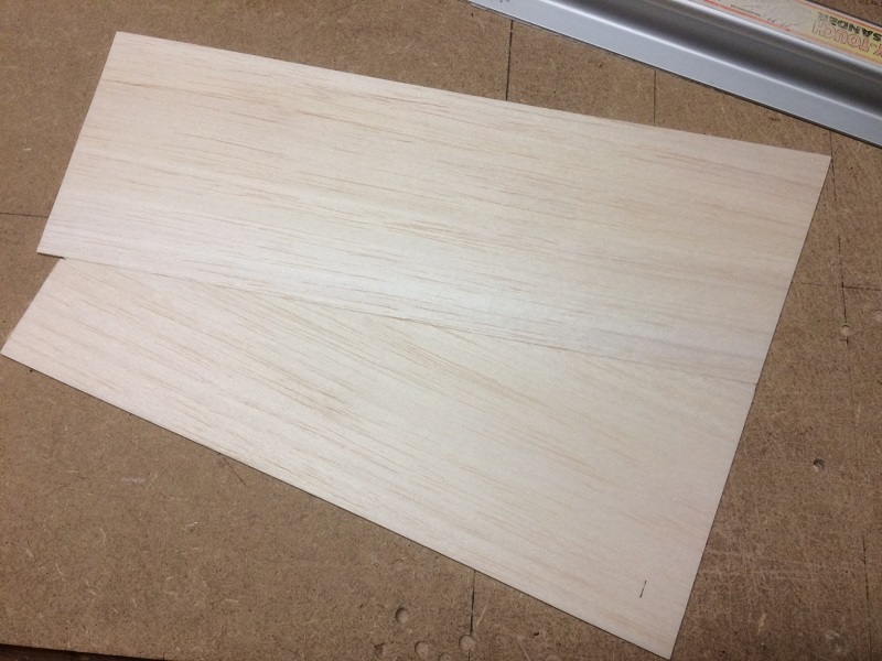 136 glueing two 1.5mm balsa sheets side to side.jpg