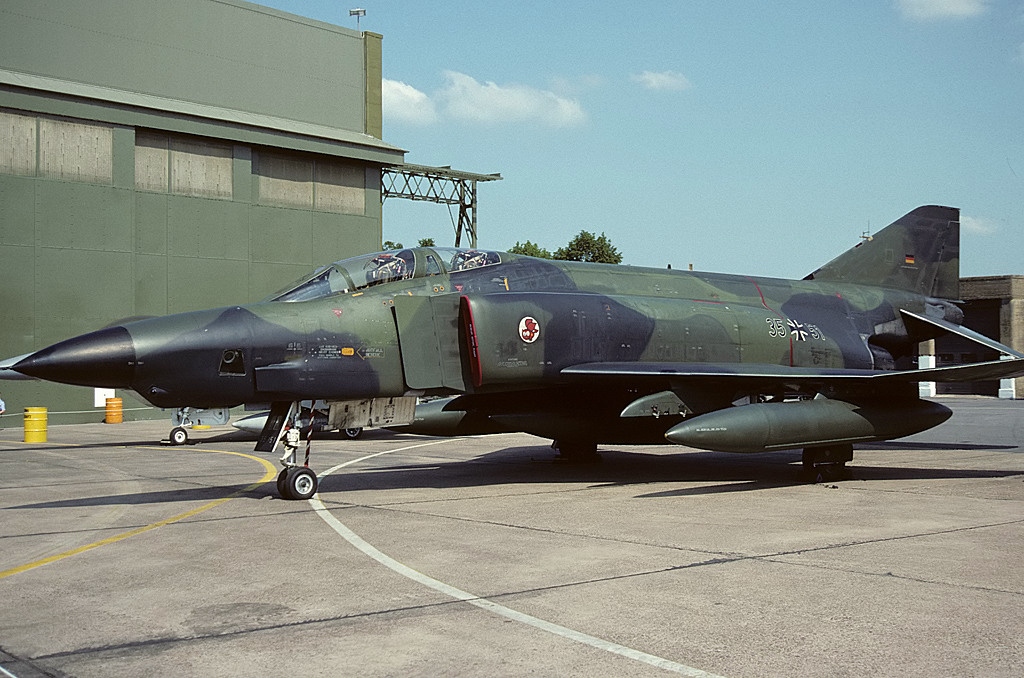 McDonnell_Douglas_RF-4E_Phantom_II,_Germany_-_Air_Force_AN1314187.jpg