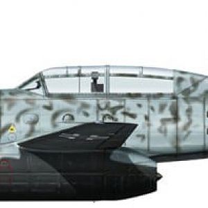 Messerschmitt_ME-262__15