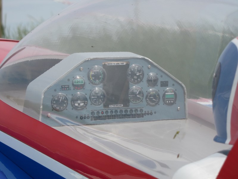 Cockpit EF Extra 300 | ModelbouwForum.nl